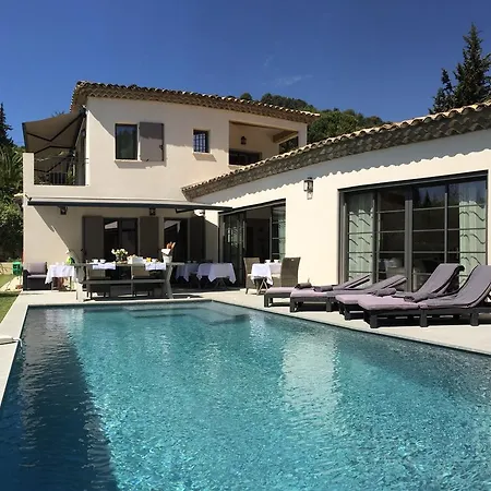 Etoile De Paul Saint-Paul-de-Vence